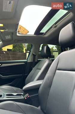 Седан Volkswagen Jetta 2019 в 