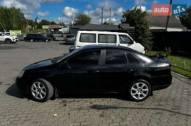 Седан Volkswagen Jetta 2009 в 