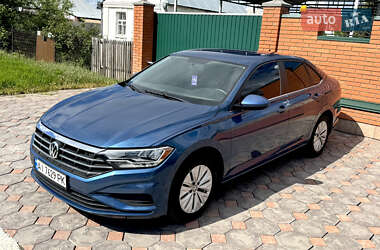 Седан Volkswagen Jetta 2018 в 
