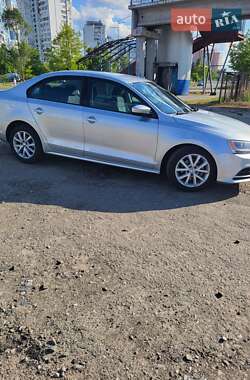 Седан Volkswagen Jetta 2015 в Києві
