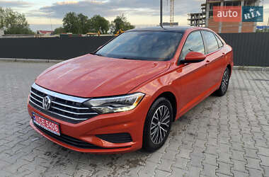 Седан Volkswagen Jetta 2018 в Львове