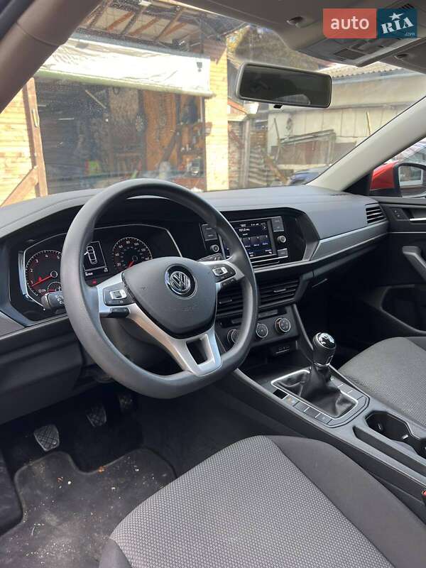 Седан Volkswagen Jetta 2020 в Стрые