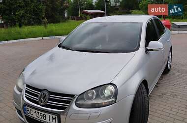 Седан Volkswagen Jetta 2007 в Стрые
