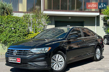 Седан Volkswagen Jetta 2019 в Виннице