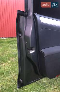 Седан Volkswagen Jetta 2012 в 