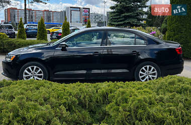 Седан Volkswagen Jetta 2013 в 