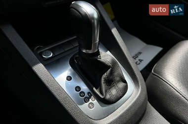 Седан Volkswagen Jetta 2013 в 