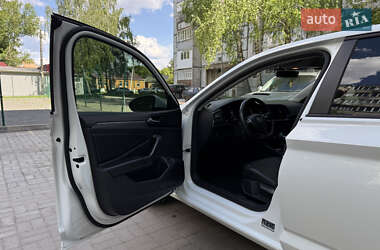 Седан Volkswagen Jetta 2018 в 