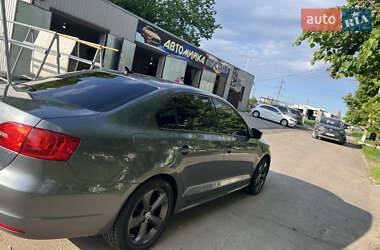 Седан Volkswagen Jetta 2014 в Кропивницком