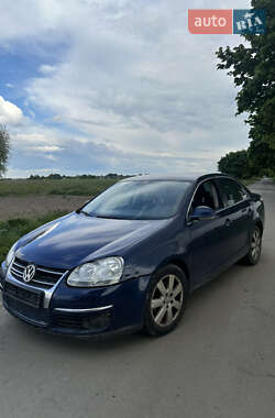 Седан Volkswagen Jetta 2006 в Луцке