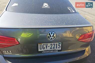 Седан Volkswagen Jetta 2016 в 