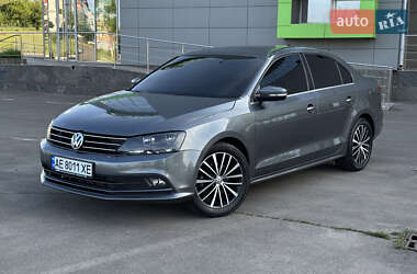 Седан Volkswagen Jetta 2015 в Кривом Роге