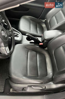 Седан Volkswagen Jetta 2013 в 