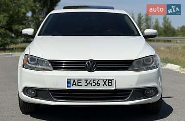 Седан Volkswagen Jetta 2012 в 
