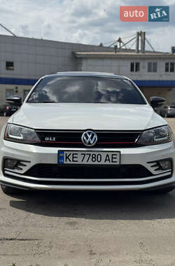Седан Volkswagen Jetta 2016 в Кривому Розі