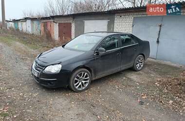 Седан Volkswagen Jetta 2005 в 