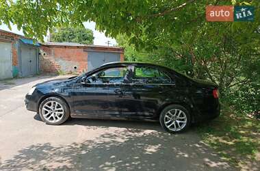 Седан Volkswagen Jetta 2005 в 