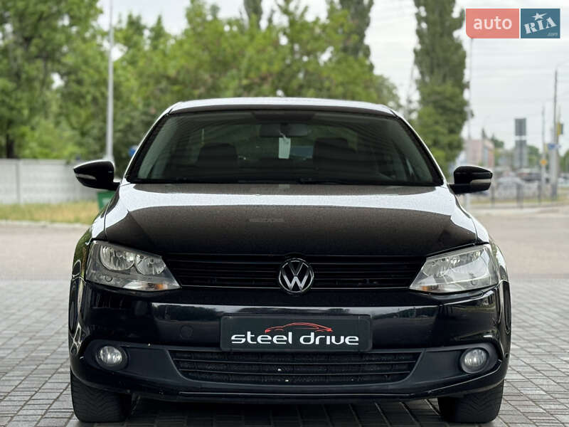 Седан Volkswagen Jetta 2012 в Николаеве