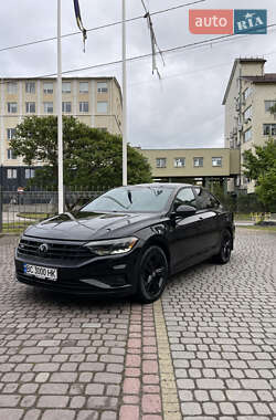 Седан Volkswagen Jetta 2018 в 