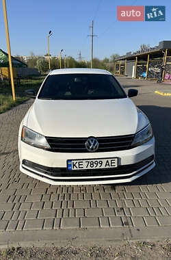 Седан Volkswagen Jetta 2015 в Павлограде