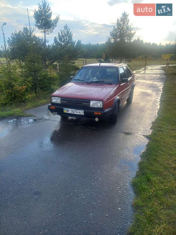 Седан Volkswagen Jetta 1990 в Березному