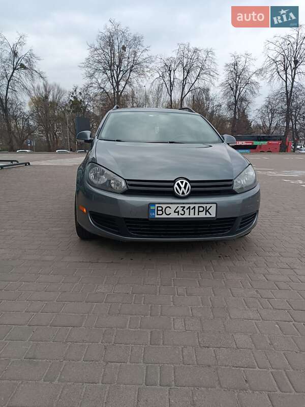 Универсал Volkswagen Jetta 2012 в 