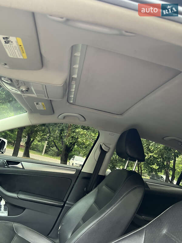 Седан Volkswagen Jetta 2012 в Черкасах фото 29 Седан Volkswagen Jetta 2012 в Черкасах