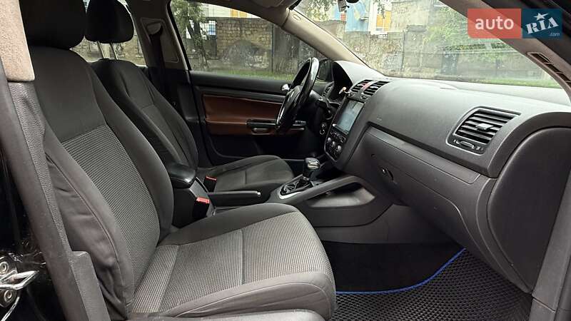 Седан Volkswagen Jetta 2008 в Одесі