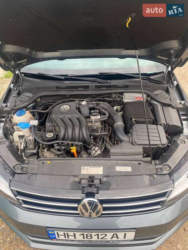 Седан Volkswagen Jetta 2015 в Одесі
