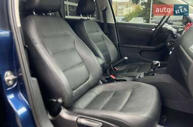 Седан Volkswagen Jetta 2010 в 