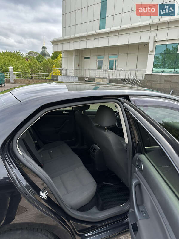 Седан Volkswagen Jetta 2007 в Шостці