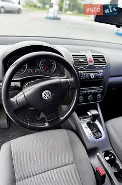 Седан Volkswagen Jetta 2007 в 