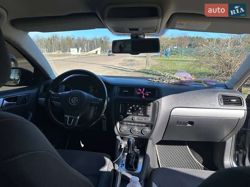 Седан Volkswagen Jetta 2013 в Житомире
