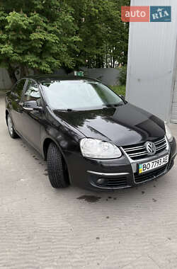 Седан Volkswagen Jetta 2006 в Тернополі