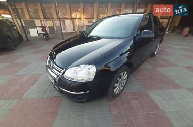Седан Volkswagen Jetta 2008 в Василькове