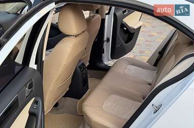 Седан Volkswagen Jetta 2016 в 