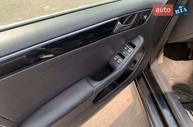 Седан Volkswagen Jetta 2015 в 
