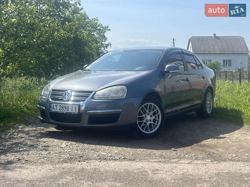 Седан Volkswagen Jetta 2006 в Калуше