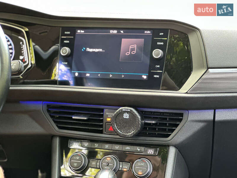 Седан Volkswagen Jetta 2019 в Дніпрі