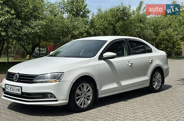 Седан Volkswagen Jetta 2016 в 