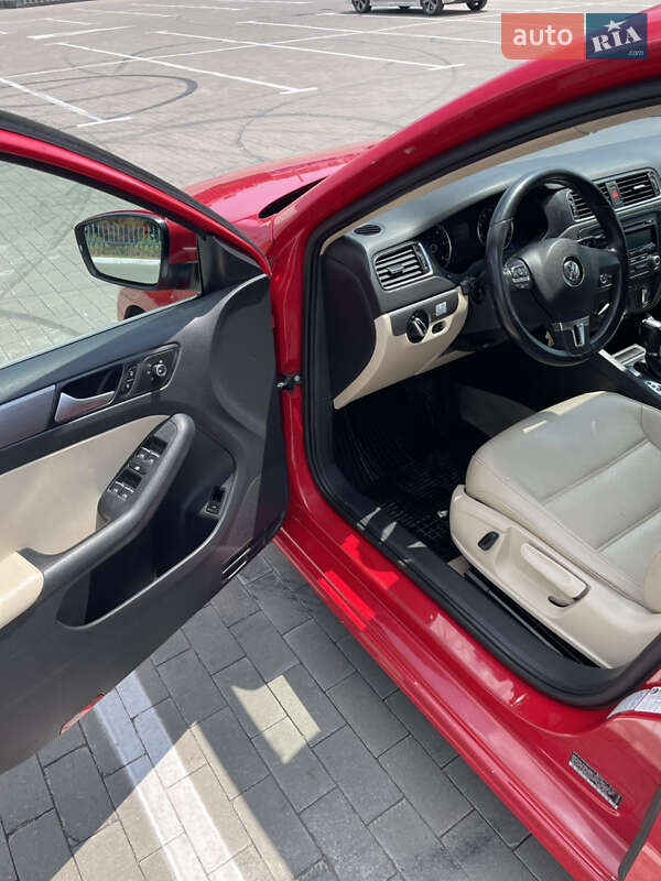 Седан Volkswagen Jetta 2012 в Одессе
