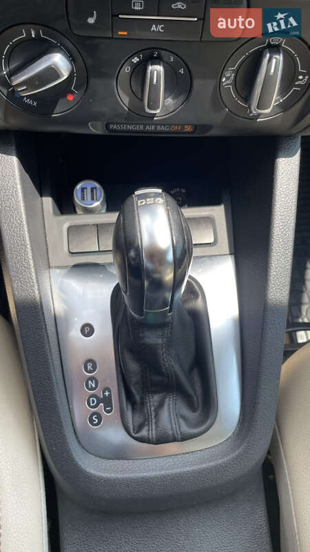 Седан Volkswagen Jetta 2012 в Одессе