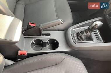 Седан Volkswagen Jetta 2015 в 