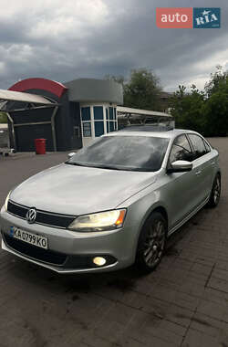 Седан Volkswagen Jetta 2014 в Киеве
