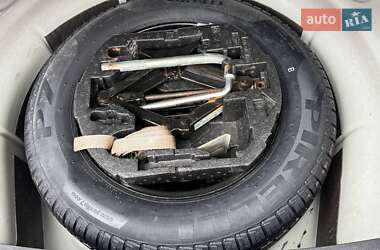Седан Volkswagen Jetta 2013 в 