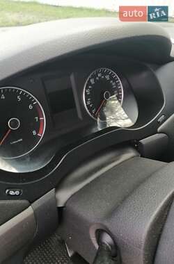 Седан Volkswagen Jetta 2012 в 