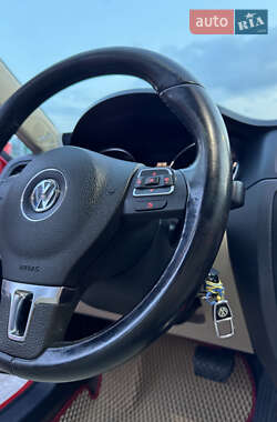 Седан Volkswagen Jetta 2012 в 