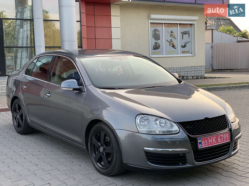 Седан Volkswagen Jetta 2006 в 
