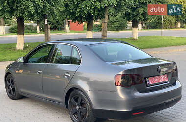 Седан Volkswagen Jetta 2006 в 