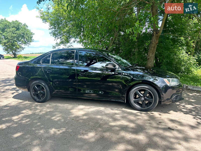 Седан Volkswagen Jetta 2012 в Кропивницькому